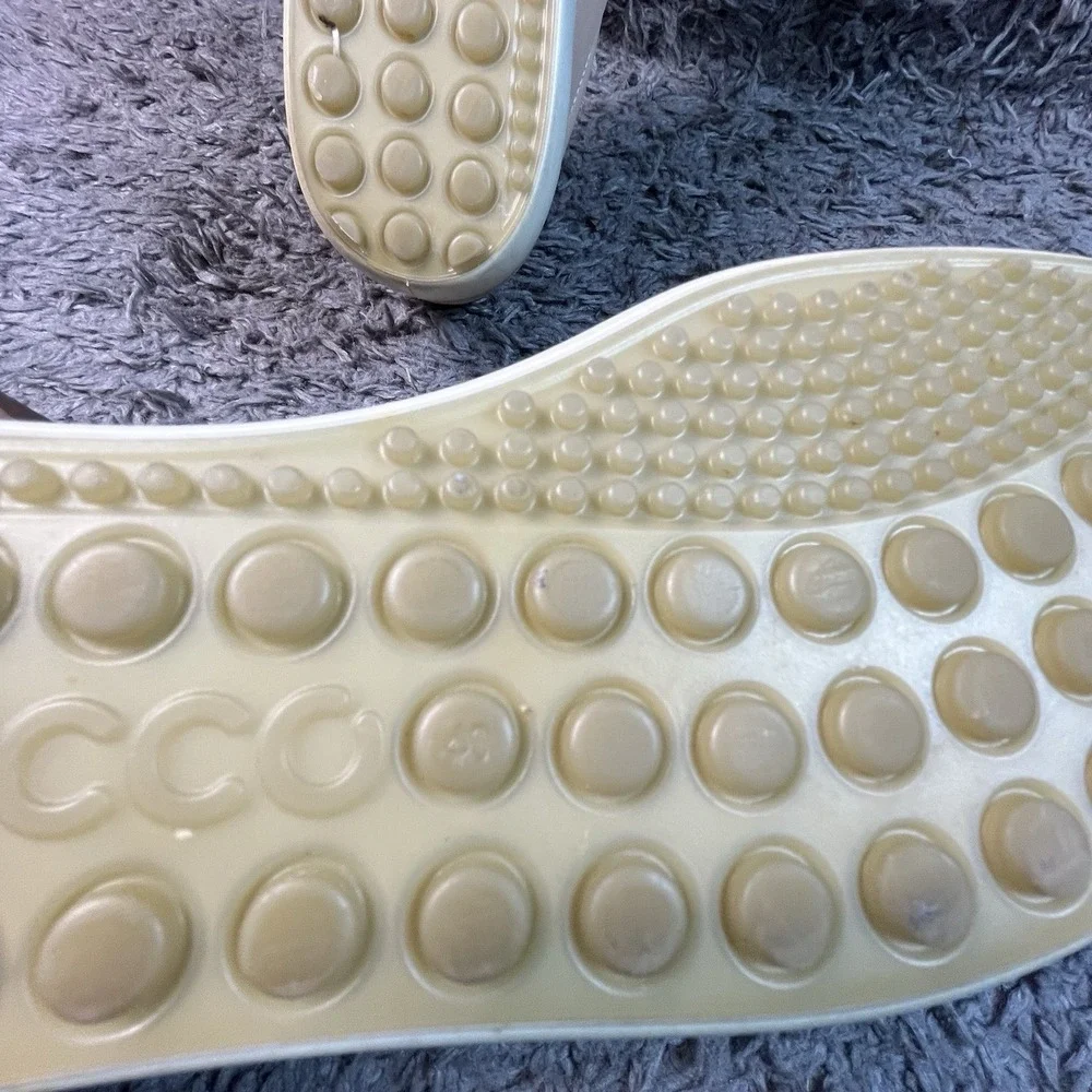 ECCO WOMEN'S SOFT Size 9 SNEAKERS